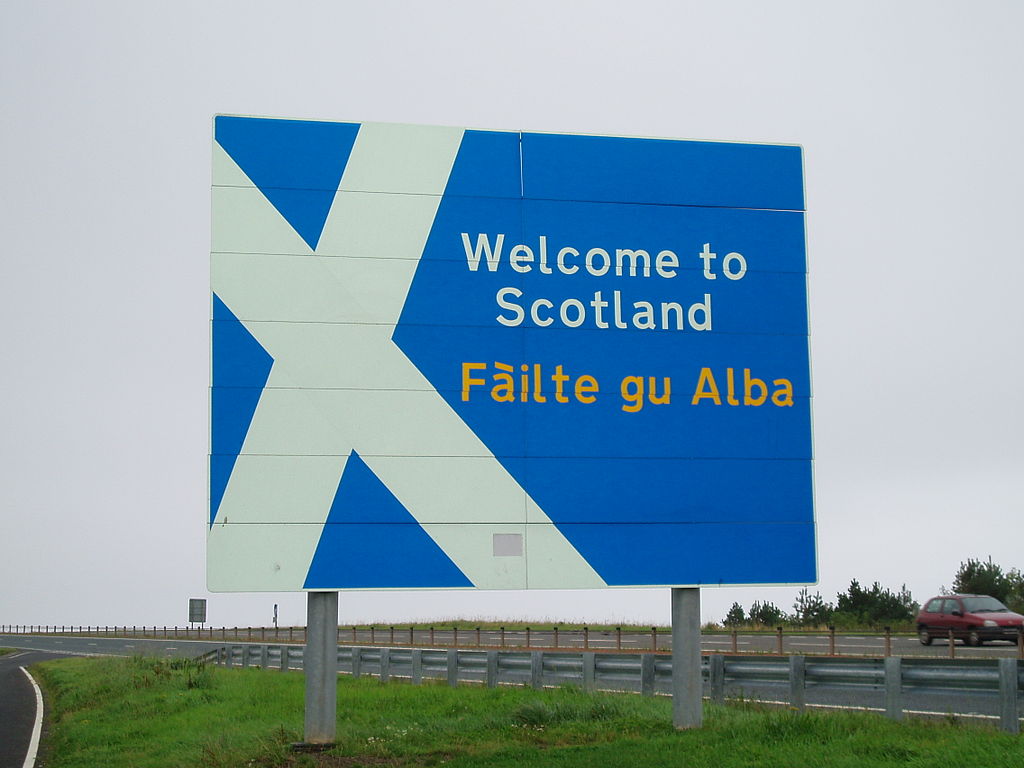 Welcome to Scotland. Bild: Wikimedia / Amanda Slater CC-BY-SA 2.0