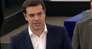 Tsipras im EU-Parlament. Bild: Youtube